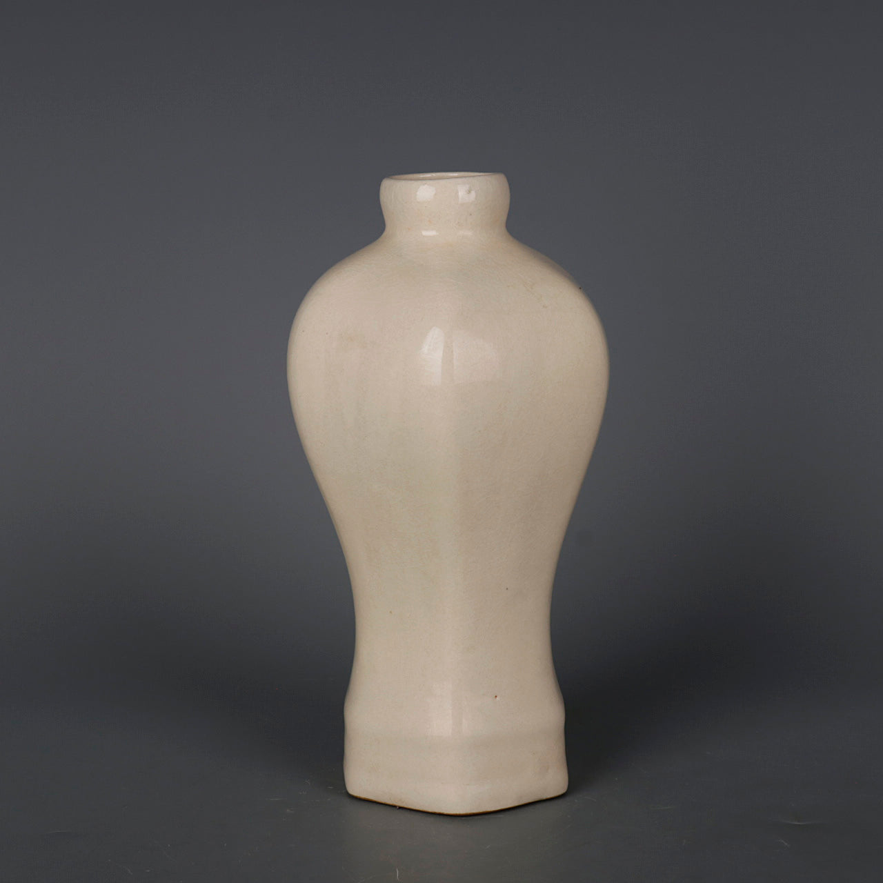 Chinese Antique Porcelain Vase,Chinese Song Dynasty Ding Ware White Glaze Porcelain Plum Vase, Ding Kiln Hand Carving Ceramic Mei Bottle