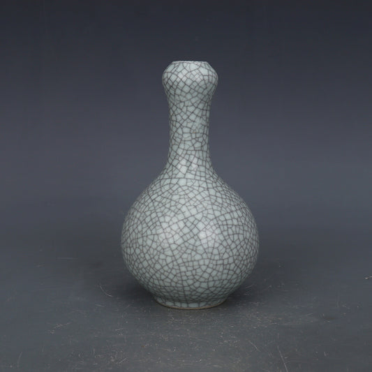 Chinese Antique Porcelain Vase,CChinese Song Dynasty Guan Ware Celadon Garlic Head Vase, Guan Kiln Crackle Glaze Ceramic Bottle