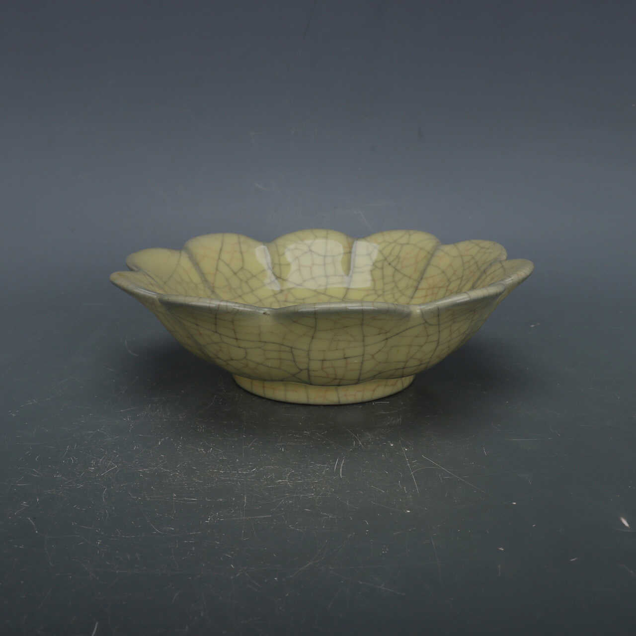 Chinese Antique Porcelain Bowl,Chinese Song Dynasty Ge Ware Celadon Bowl, Ge Kiln Crackle Glaze Ceramic Petal Bowl