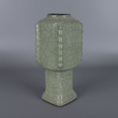 Chinese Antique Porcelain Vase,Chinese Song Dynasty Guan Ware Celadon Vase, Guan Kiln Crackle Glaze Ceramic Bottle