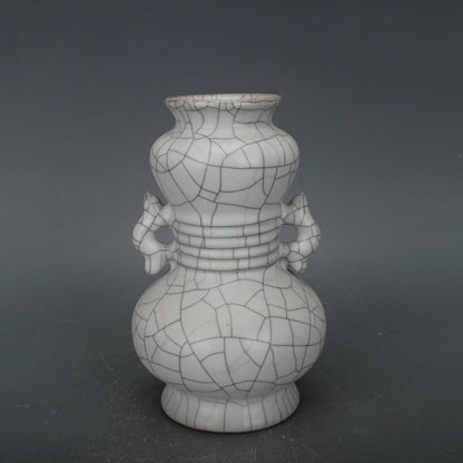 Chinese Antique Porcelain Vase,Chinese Song Dynasty Guan Ware Celadon Vase, Guan Kiln Crackle Glaze Ceramic Bottle