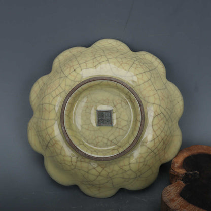 Chinese Antique Porcelain Bowl,Chinese Song Dynasty Ge Ware Celadon Bowl, Ge Kiln Crackle Glaze Ceramic Petal Bowl