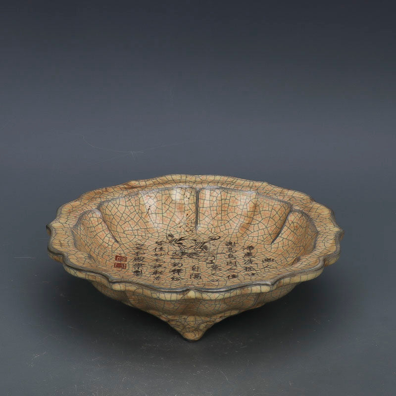 Chinese Antique Porcelain Writing Brush Washer,Chinese Song Dynasty Ge Ware Celadon Three Legs Petal Brushwasher, Ge Kiln Crackle Glaze Ceramic Brush washer