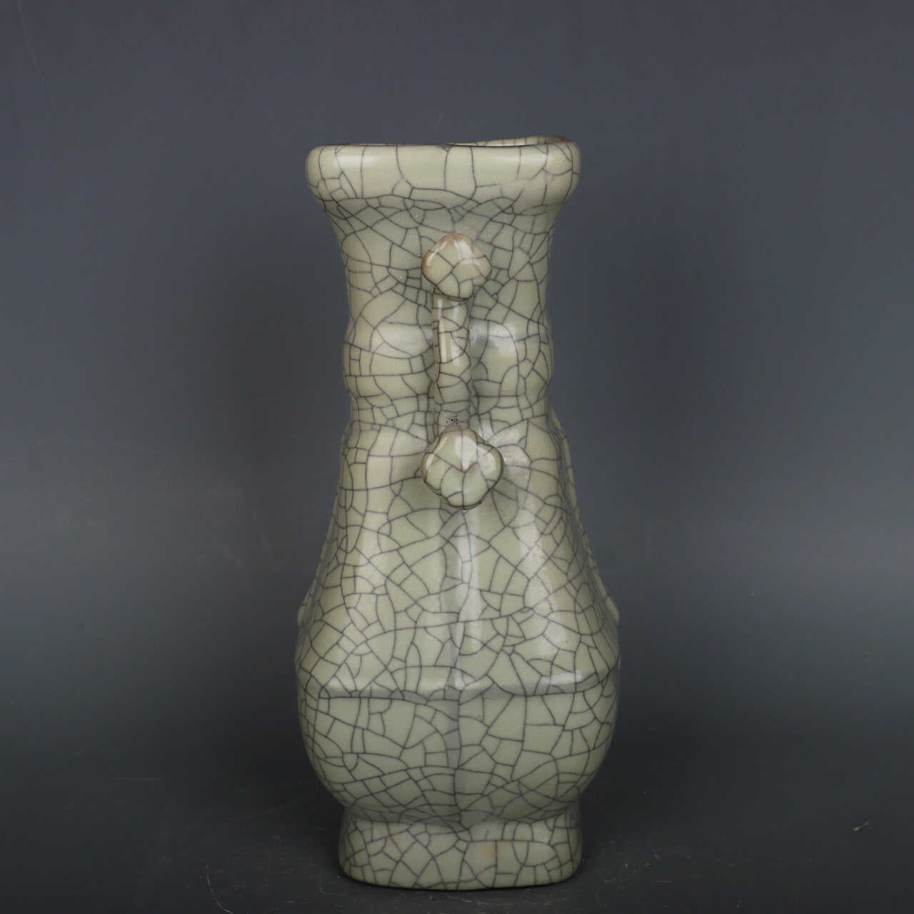 Chinese Antique Porcelain Vase,Chinese Song Dynasty Guan Ware Celadon Vase, Guan Kiln Crackle Glaze Ceramic Bottle