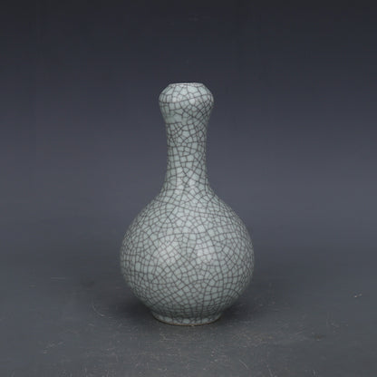 Chinese Antique Porcelain Vase,CChinese Song Dynasty Guan Ware Celadon Garlic Head Vase, Guan Kiln Crackle Glaze Ceramic Bottle